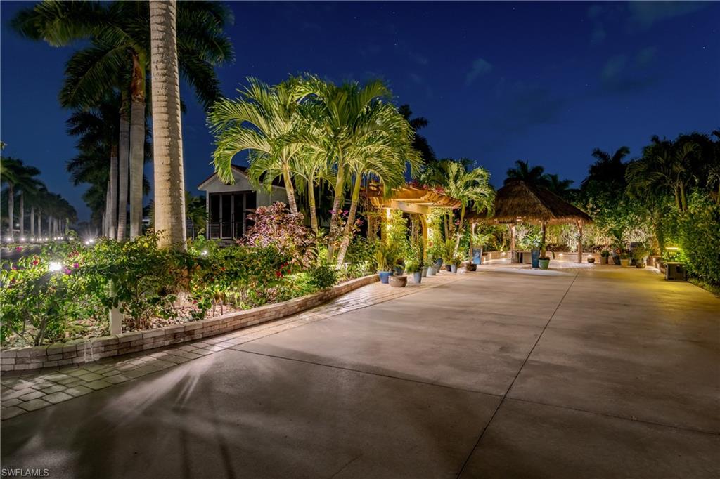 13621 Snapper Lane Naples, FL 34114 - Photo 32 of 41