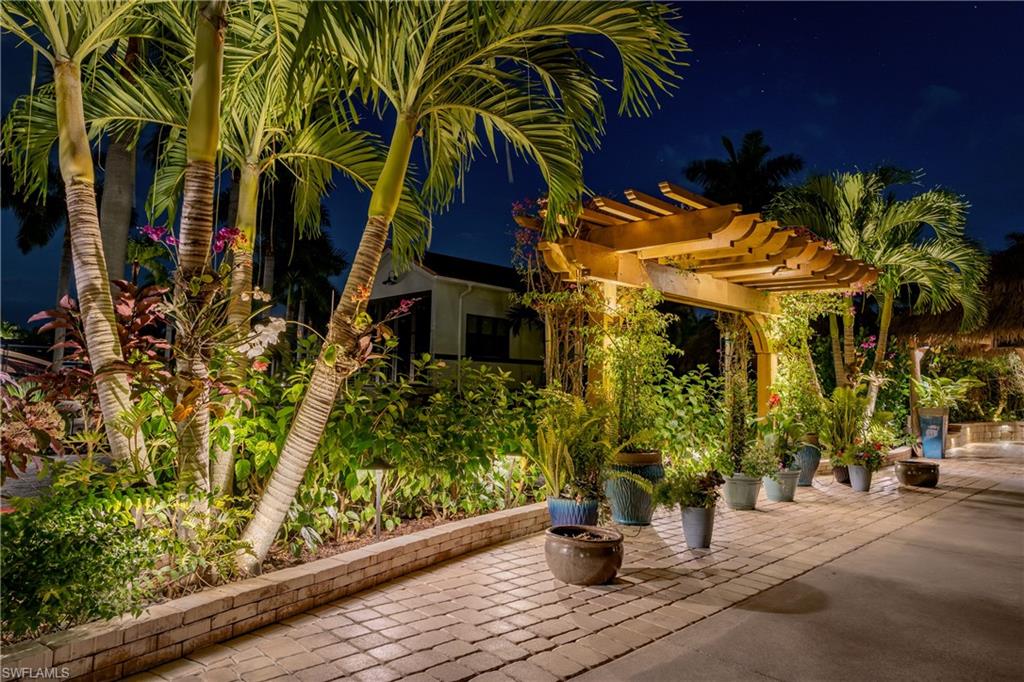 13621 Snapper Lane Naples, FL 34114 - Photo 34 of 41