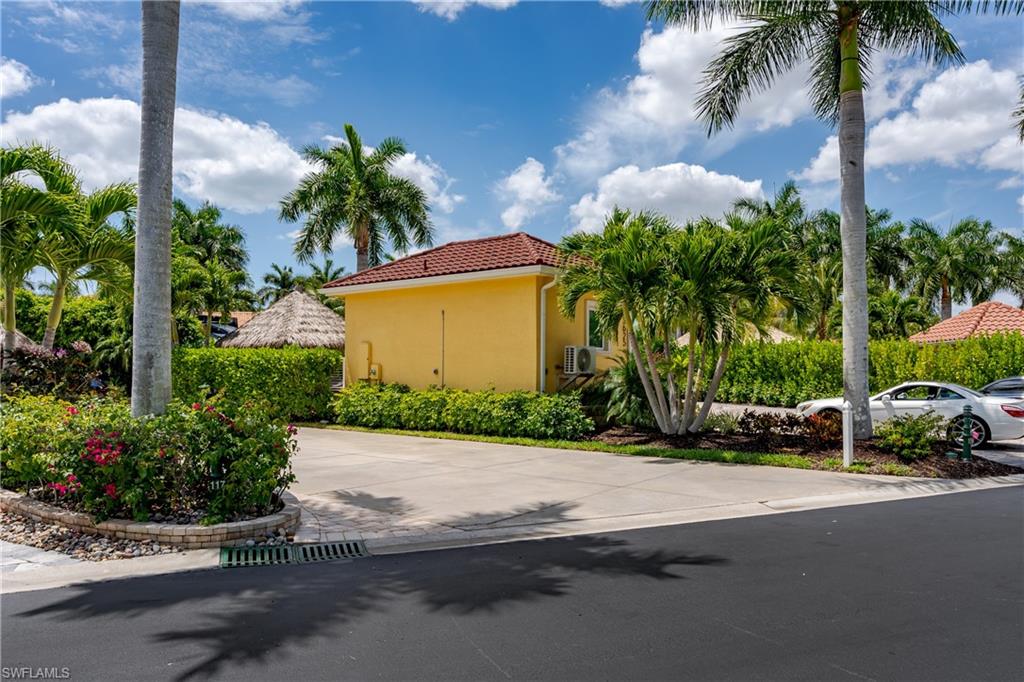 13621 Snapper Lane Naples, FL 34114 - Photo 7 of 41