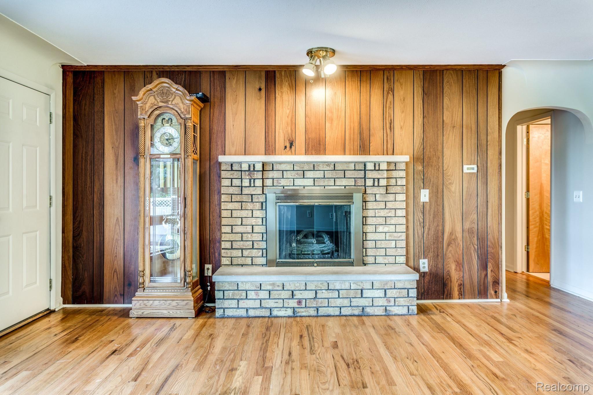 9066 Yale Road Avoca, MI 48006 - Photo 13 of 36 9066 Yale Rd-13.JPG
