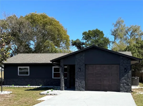 $298,900 | 12914 Buckhorn Drive, Hudson, FL 34669