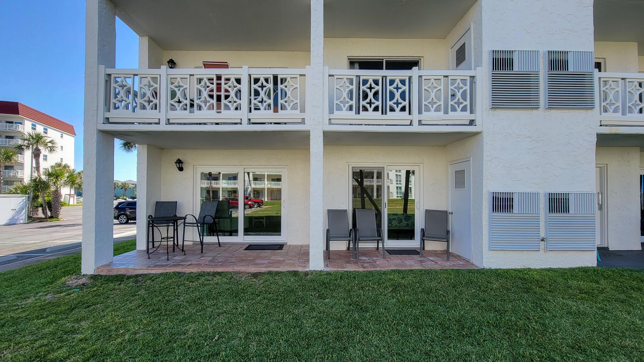 909 Santa Rosa Boulevard, Unit 319 Fort Walton Beach, FL 32548 - Photo 22 of 39 a view of a cafe with sitting area
