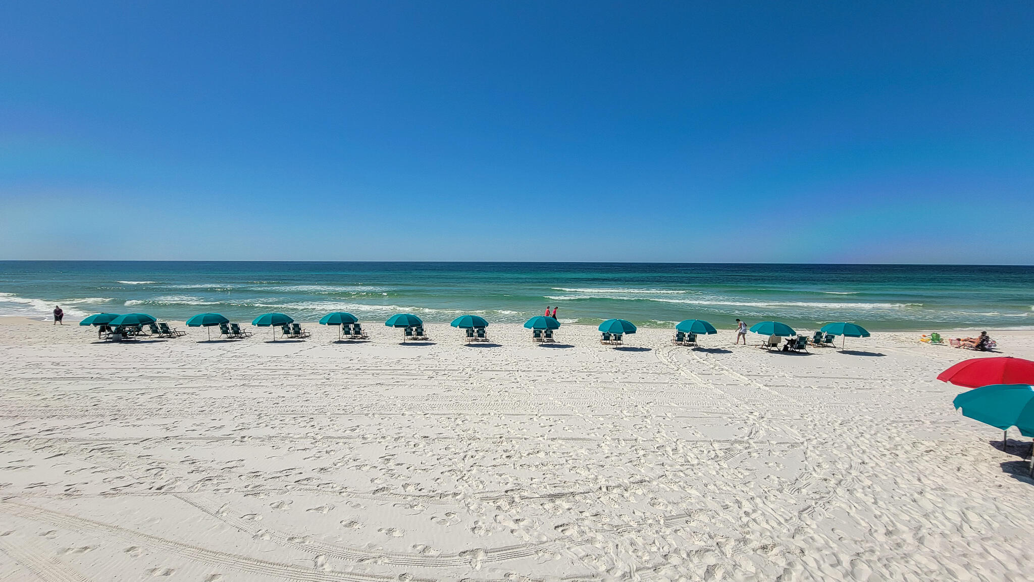 909 Santa Rosa Boulevard, Unit 319 Fort Walton Beach, FL 32548 - Photo 28 of 39 a view of a room with an ocean view