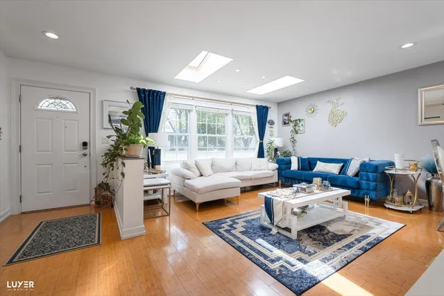 $395,000 | 6908 Orchard Lane, Hanover Park, IL 60133