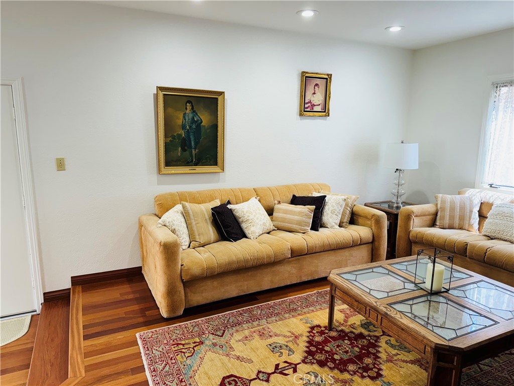 87 Rivo Alto Canal Long Beach, CA 90803 - Photo 12 of 30 a living room with furniture and wooden floor