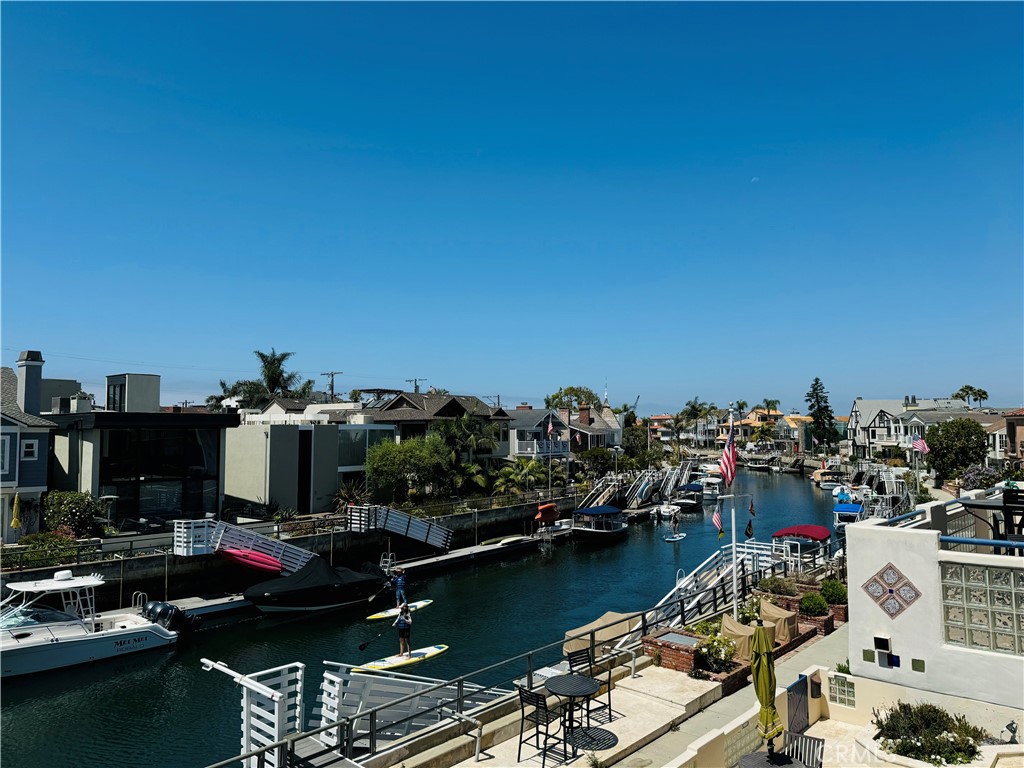 87 Rivo Alto Canal Long Beach, CA 90803 - Photo 2 of 30 a view of a city and lake view
