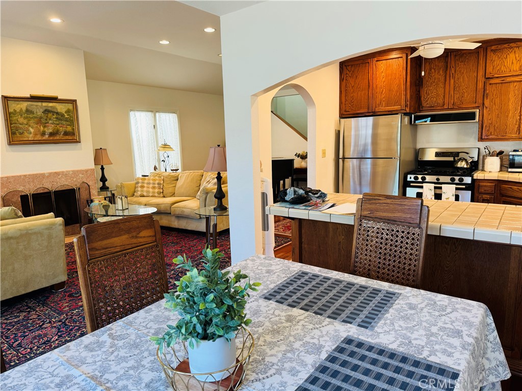 87 Rivo Alto Canal Long Beach, CA 90803 - Photo 8 of 30 a bedroom with a bed a couch and dresser