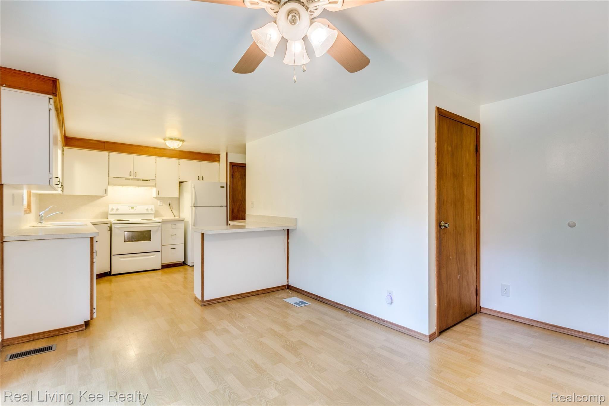 14393 Speaker Road Yale, MI 48097 - Photo 14 of 37 14384 Speaker Rd (26 of 36).jpg