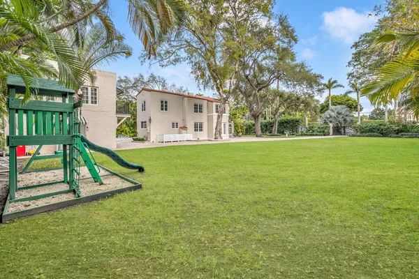 $8,500,000 | 5960 North Bayshore Drive, Miami, FL 33137