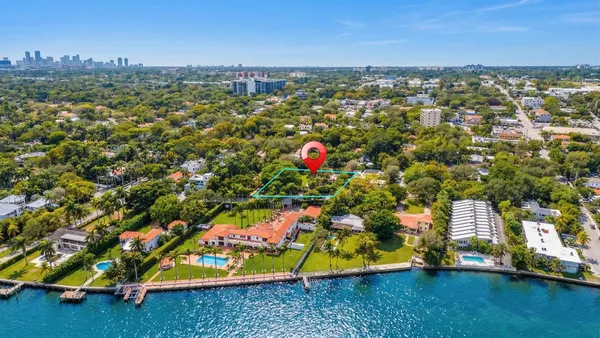 $8,500,000 | 5960 North Bayshore Drive, Miami, FL 33137
