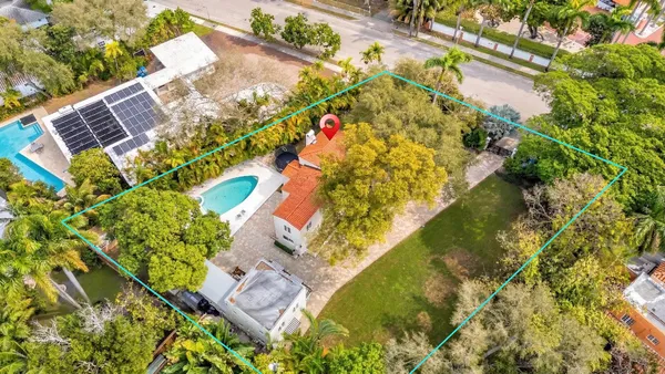 $8,500,000 | 5960 North Bayshore Drive, Miami, FL 33137