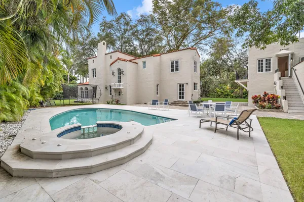 $8,500,000 | 5960 North Bayshore Drive, Miami, FL 33137