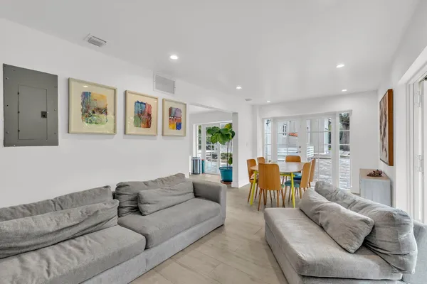 $8,500,000 | 5960 North Bayshore Drive, Miami, FL 33137