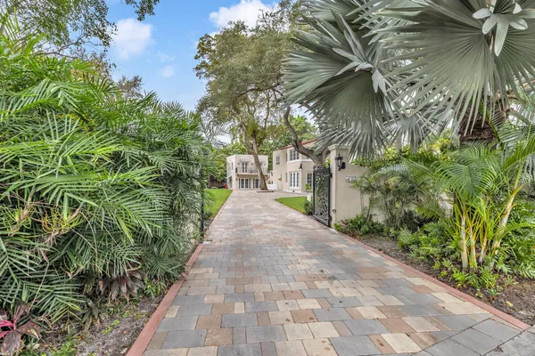 $8,500,000 | 5960 North Bayshore Drive, Miami, FL 33137