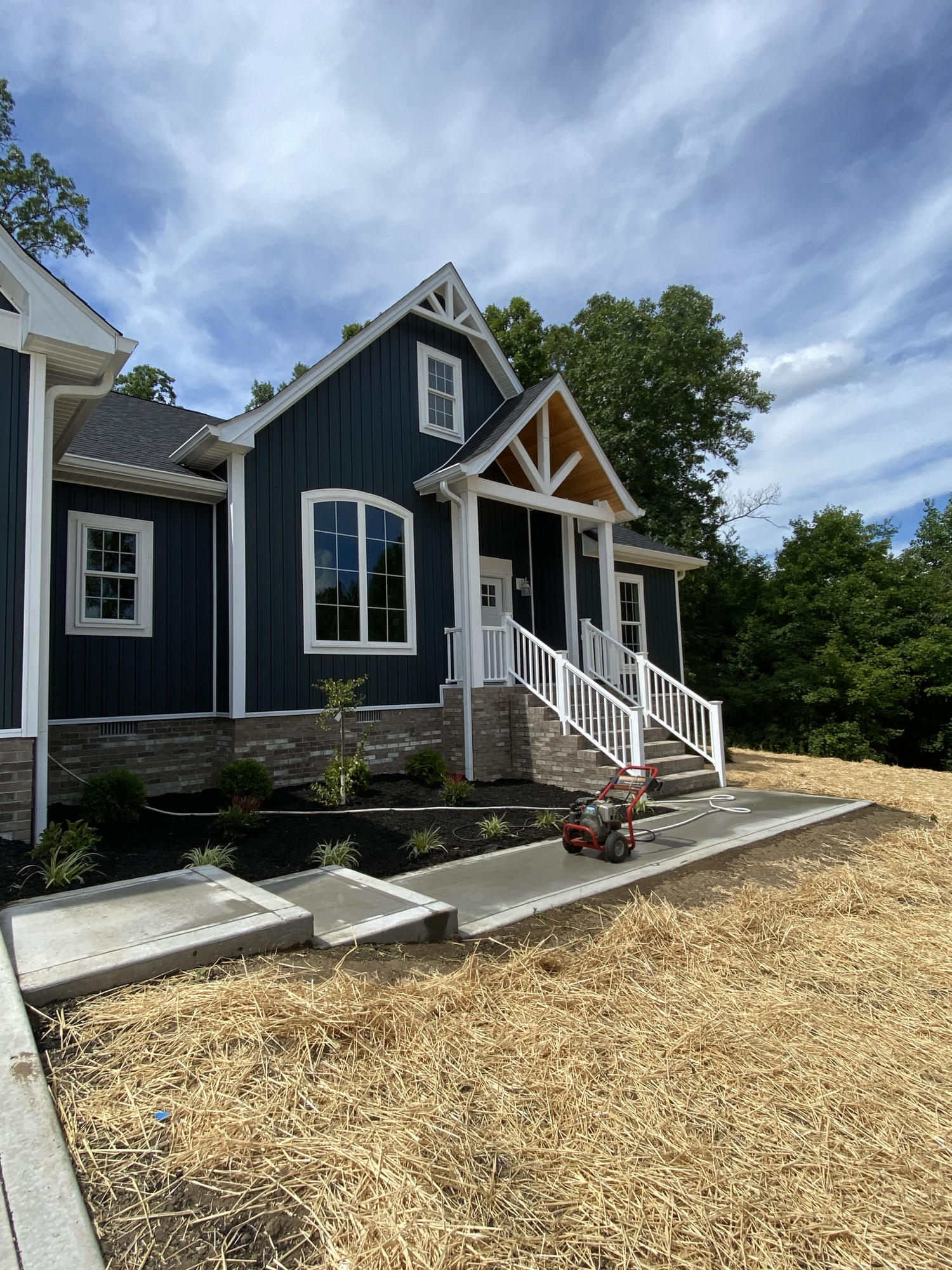 194 Buckland Loop