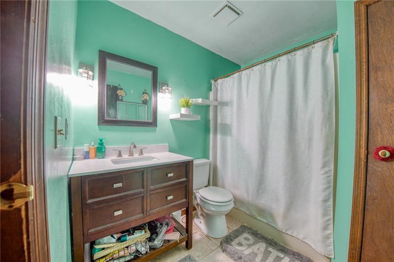 2759 Brodhead Road Aliquippa, PA 15001 - Photo 13 of 30