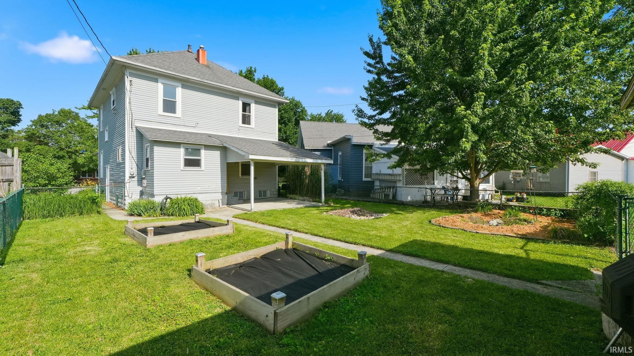 705 Drover Street Huntington, IN 46750 - Photo 5 of 37