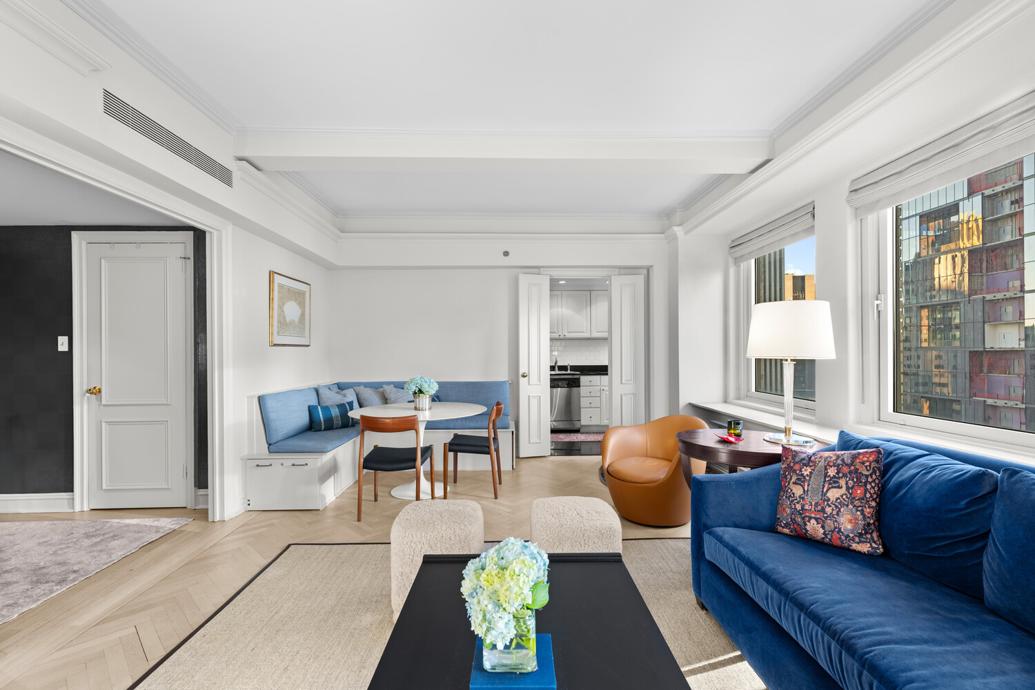 160 Central Park South, Unit 2811 Manhattan, NY 10019 - Photo 6 of 20