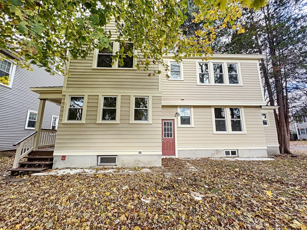 75 Morningside Park Springfield, MA 01108 - Photo 8 of 11