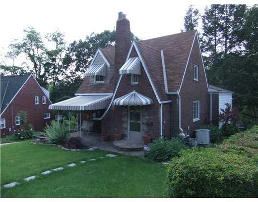 208 Long Road Penn Hills, PA 15235 - Photo 1 of 13 Exterior Front.