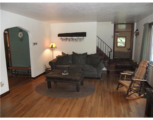 208 Long Road Penn Hills, PA 15235 - Photo 3 of 13 Living Room.