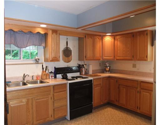 208 Long Road Penn Hills, PA 15235 - Photo 5 of 13 Kitchen.