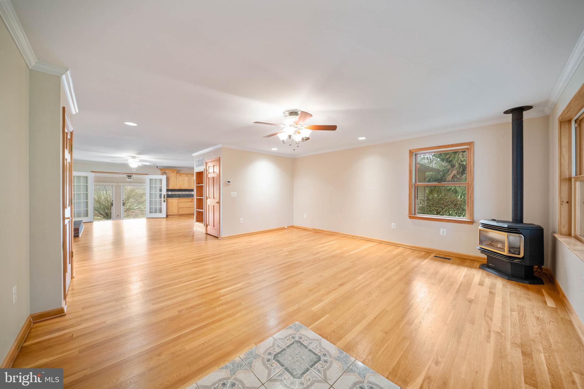 3116 Mt Carmel Road Upperco, MD 21155 - Photo 9 of 32