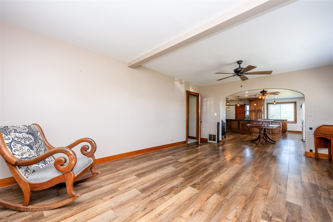 887 West Hinchman Road Baroda, MI 49101 - Photo 5 of 56