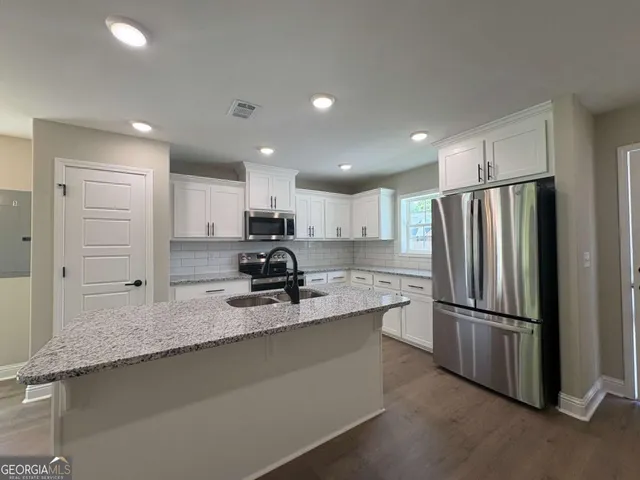 $1,750 | 419 Madison Avenue, St. Marys, GA 31558