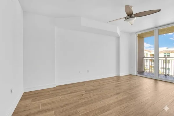 $7,800 | 99 Southeast Mizner Boulevard, Unit PH 40, Boca Raton, FL 33432
