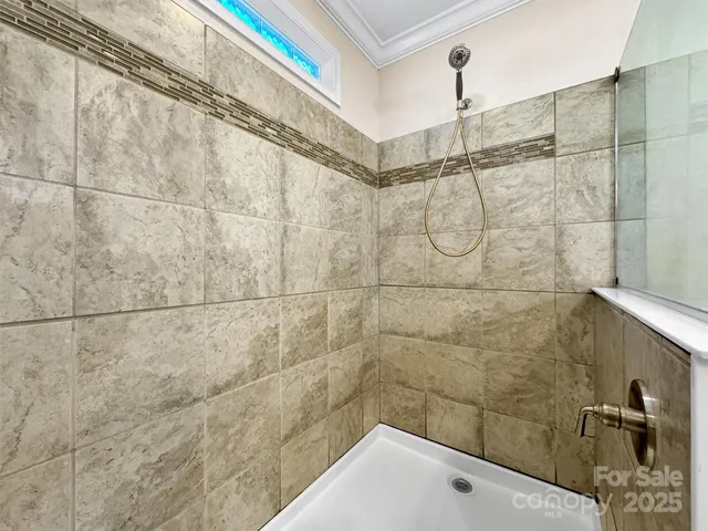 $1,700,000 | 284 Cutting Edge Drive, Sylva, NC 28779