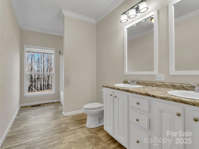 $1,700,000 | 284 Cutting Edge Drive, Sylva, NC 28779