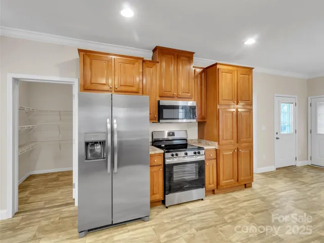 $1,700,000 | 284 Cutting Edge Drive, Sylva, NC 28779