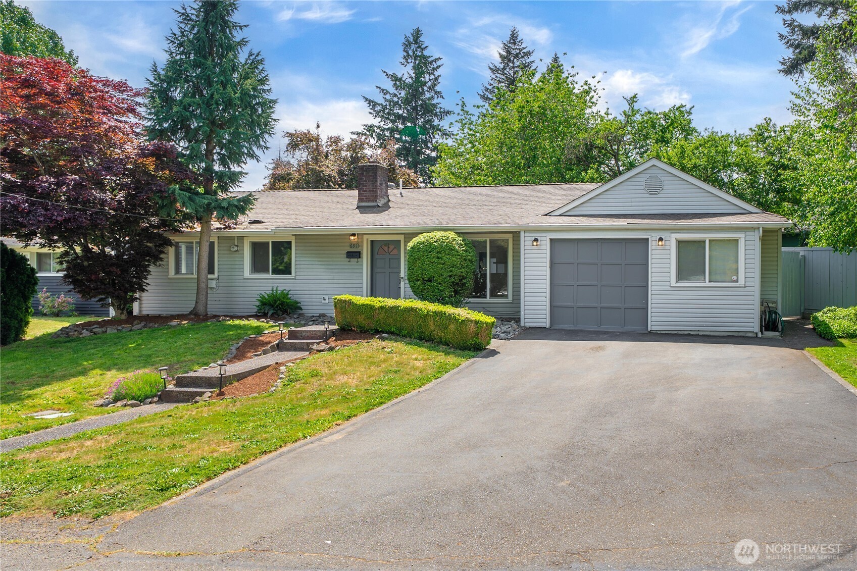 691 Redmond Avenue Northeast Renton, WA 98056 - Photo 1 of 24