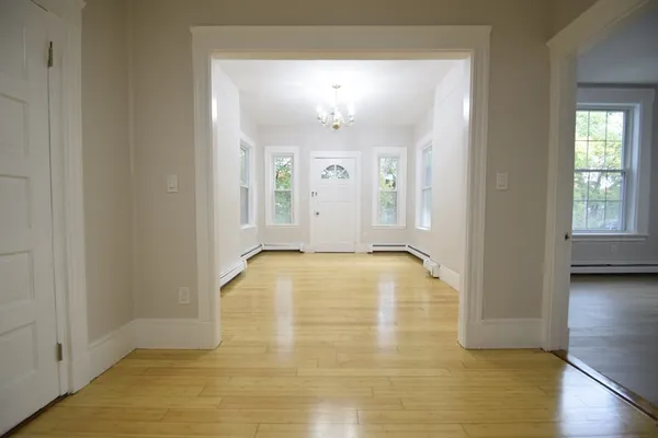 $3,500 | 24 St James Street, Unit 24, Newton, MA 02458