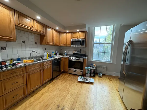 $3,400 | 24 St James Street, Unit 24, Newton, MA 02458