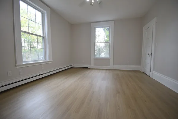 $3,400 | 24 St James Street, Unit 24, Newton, MA 02458