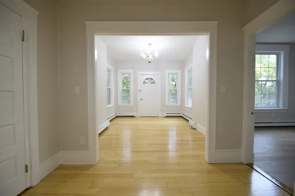 $3,500 | 24 St James Street, Unit 24, Newton, MA 02458