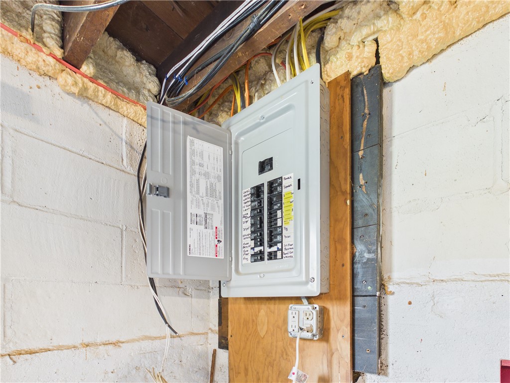 11 Hall Avenue Warren, RI 02885 - Photo 20 of 24 Electrical Panel