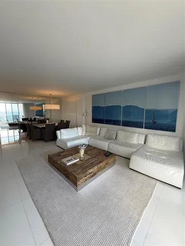 $6,600 | 10275 Collins Avenue, Unit 619, Bal Harbour, FL 33154