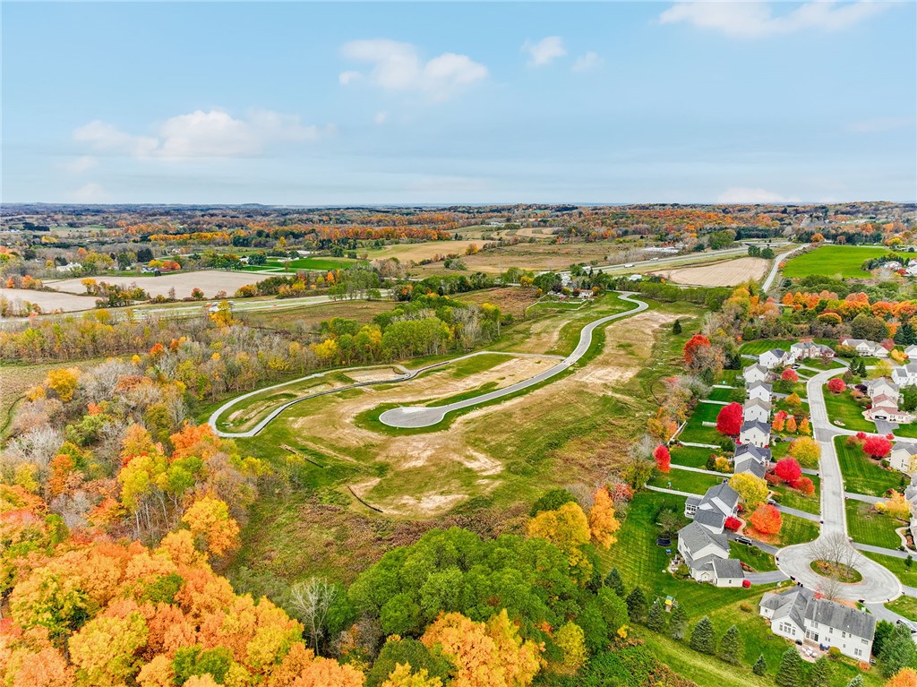 7 Mendon Green Pittsford, NY 14534 - Photo 10 of 14