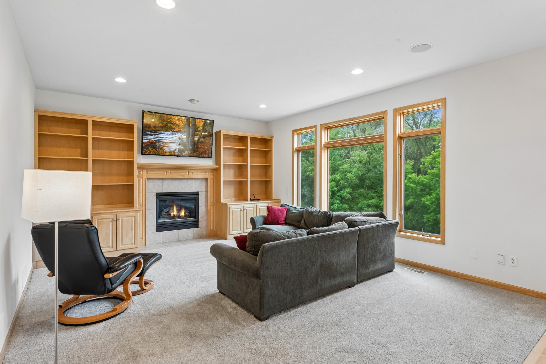 9257 Shetland Road Eden Prairie, MN 55347 - Photo 13 of 46