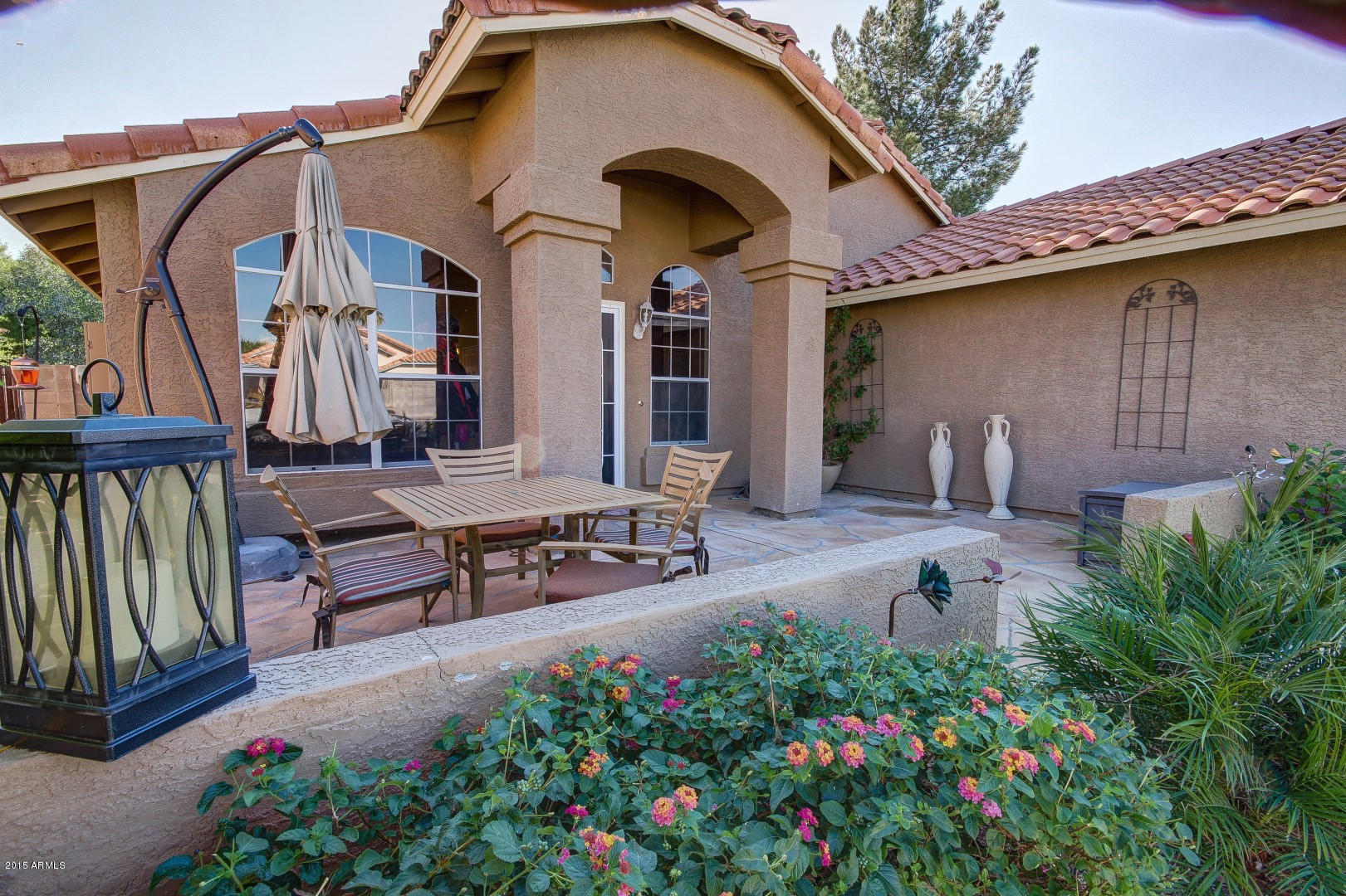 7609 West Redfield Road Peoria, AZ 85381 - Photo 5 of 26 Front Courtyard