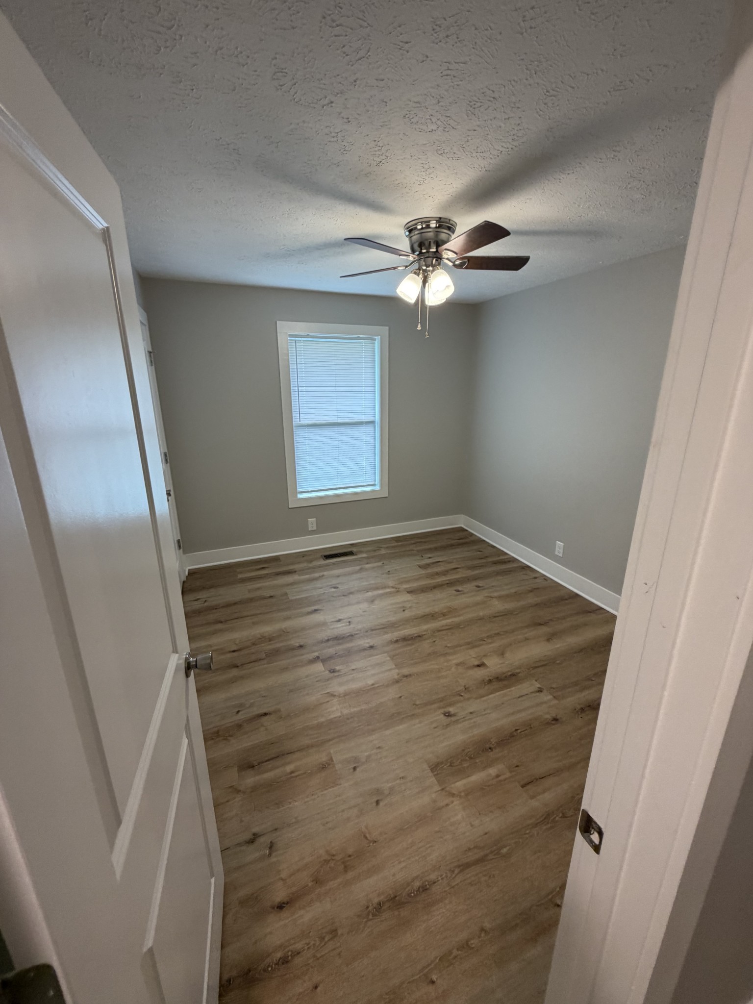 7847 Highway 41 Adams, TN 37010 - Photo 12 of 14