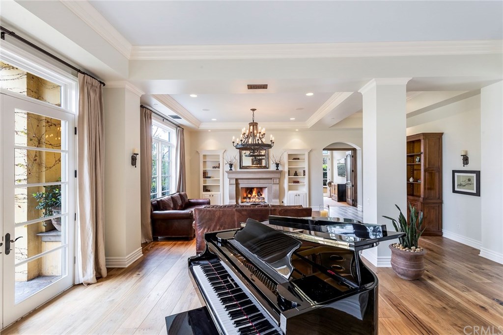 32241 Peppertree-Bend San Juan Capistrano, CA 92675 - Photo 7 of 37