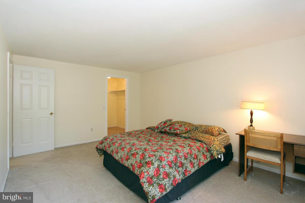 11320 Classical Lane Silver Spring, MD 20901 - Photo 22 of 30 Bedroom (Master)
