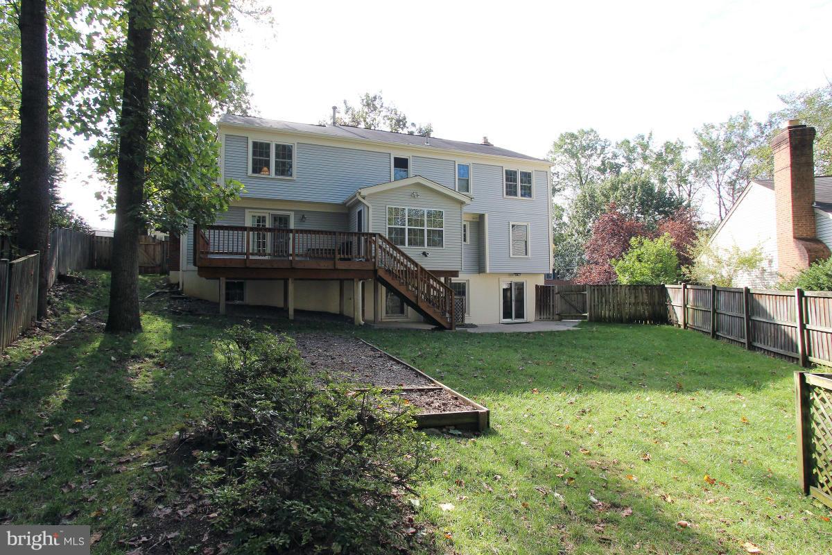 11320 Classical Lane Silver Spring, MD 20901 - Photo 30 of 30 Exterior (Rear)