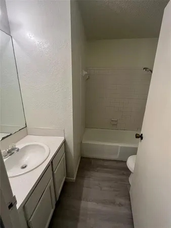 $2,095 | 4925 Greenslope Drive, Unit C, Abilene, TX 79606