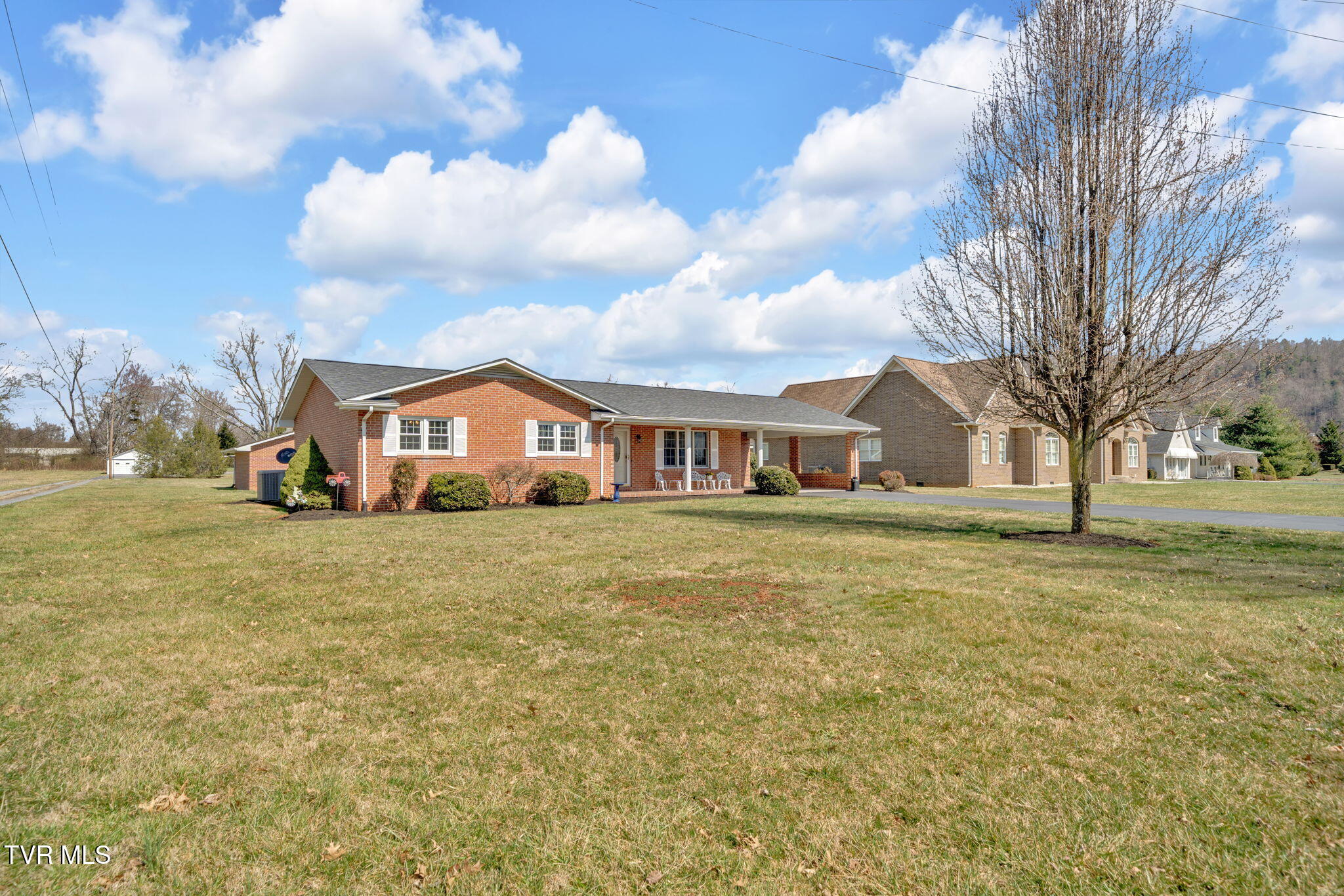 520 Lyle Road Erwin, TN 37650 - Photo 32 of 41 36-web-or-mls-DSC04768