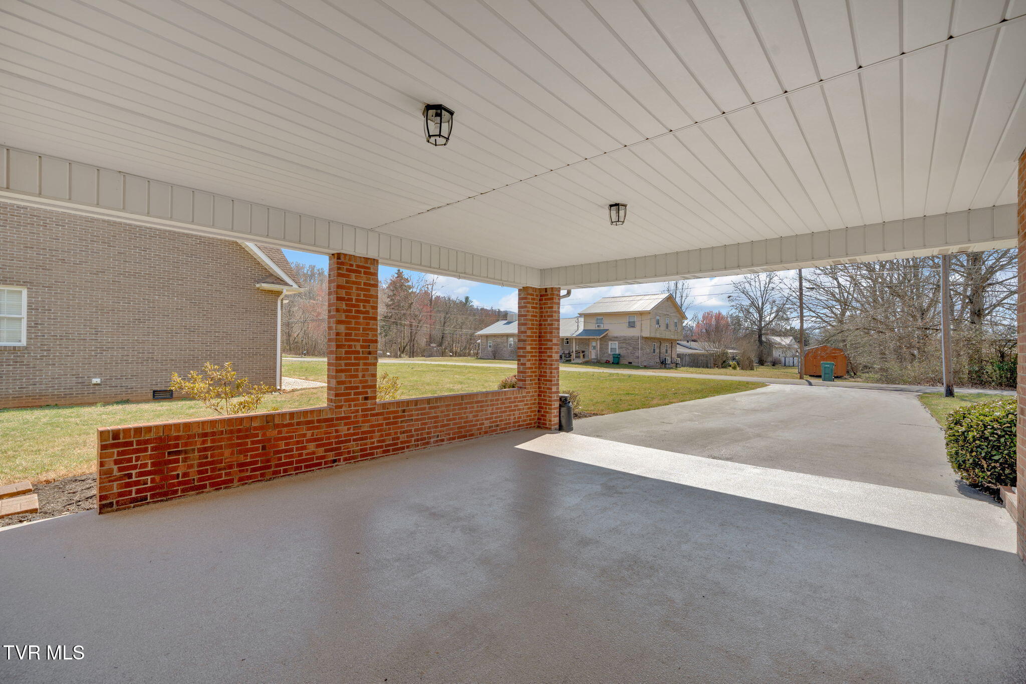 520 Lyle Road Erwin, TN 37650 - Photo 35 of 41 39-web-or-mls-DSC04780